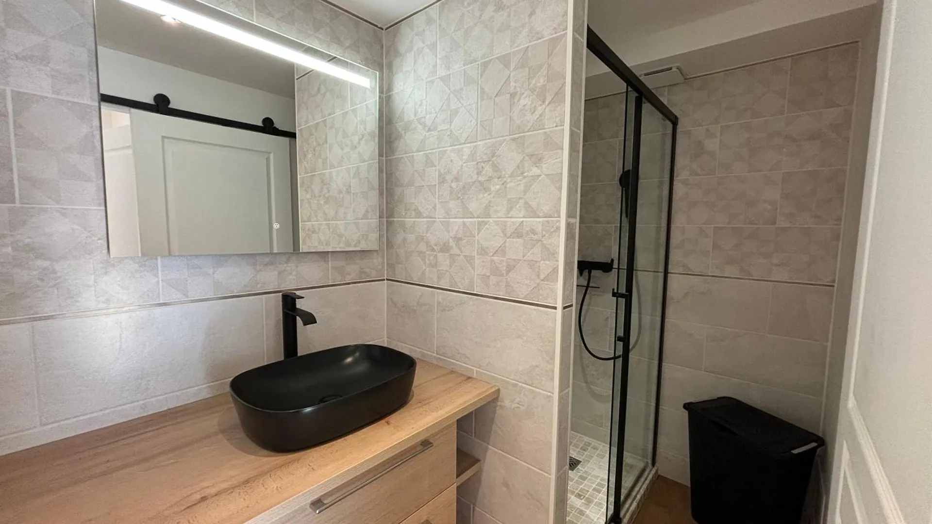 Location D'Un Superbe Appartement Avec Piscine Roquebrune-sur-Argens